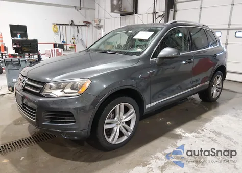 2012 Volkswagen Touareg Tdi Executive/Tdi Lux/Tdi Sport из США, поврежденный, VIN WVGFK9BP2CD002554